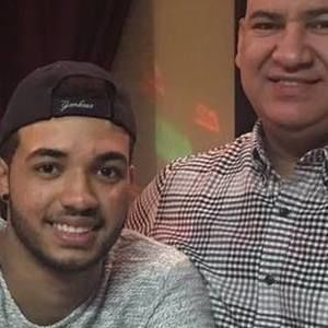 Meet your Posher, Enrique